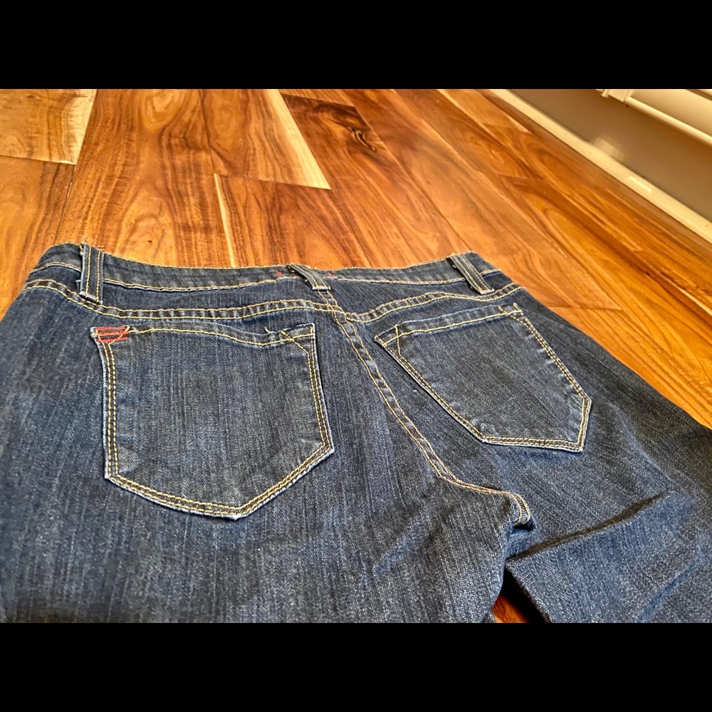 BDG Women’s Cigarette Jeans - Picture 8 of 9